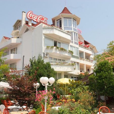 Hotel Kamelia Varna Exterior photo